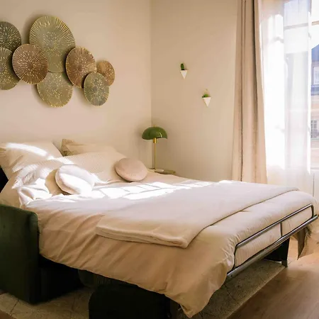 Apartment Le Duc D'anjou Classe 3 Etoiles Confort & Charme Au Coeur De Versailles
